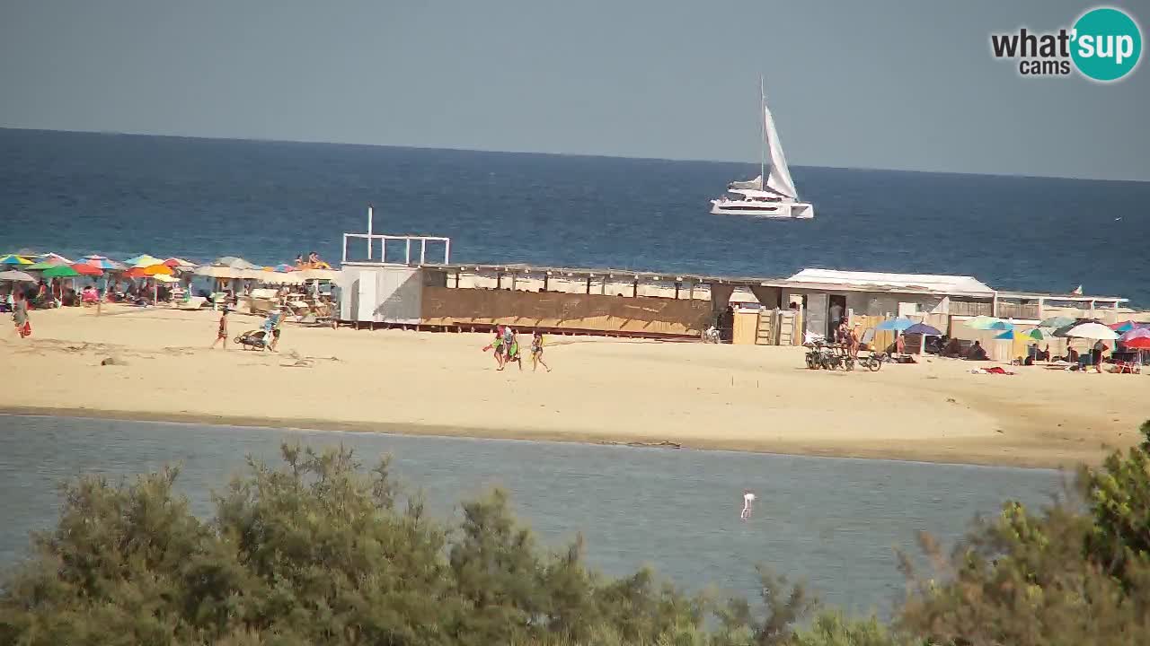 Spletna kamera Chia – Pogled v živo na plažo Su Giudeu