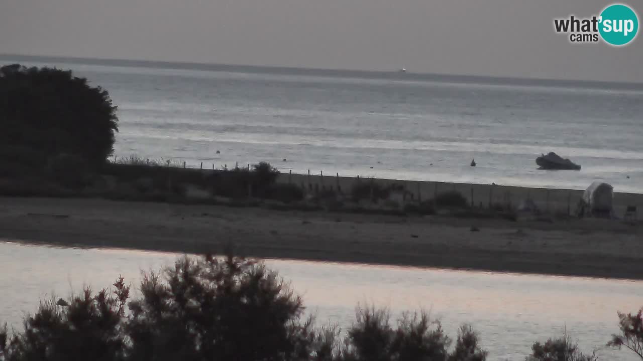 Spletna kamera Chia – Pogled v živo na plažo Su Giudeu