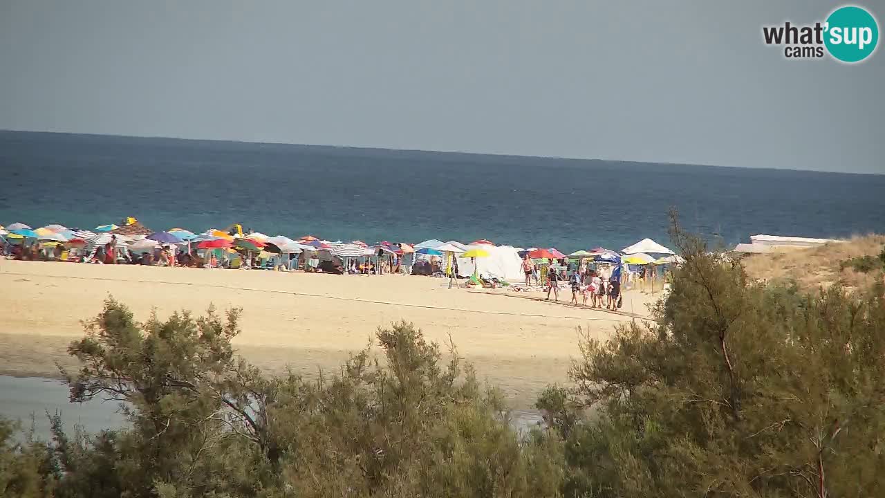 Spletna kamera Chia – Pogled v živo na plažo Su Giudeu