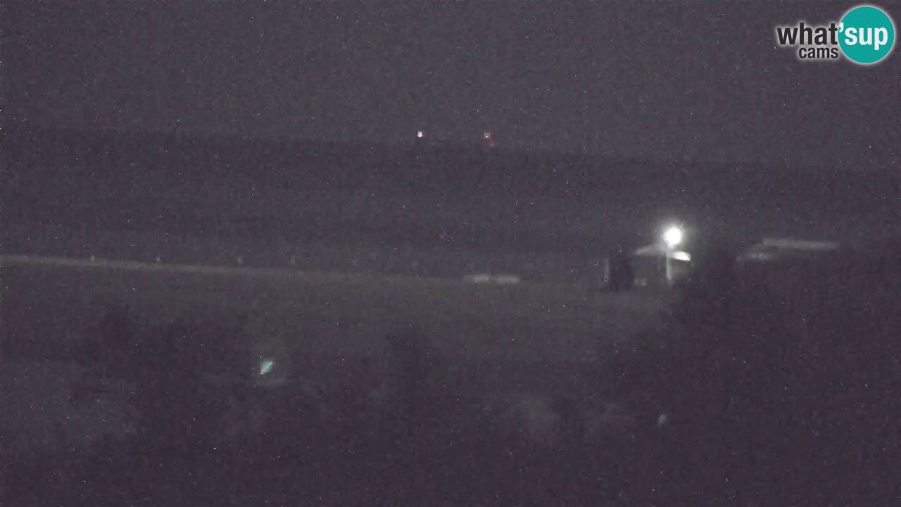 Spletna kamera Chia – Pogled v živo na plažo Su Giudeu