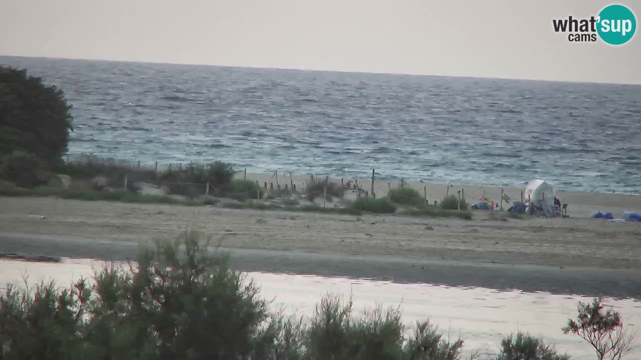 Webcam Chia – Vue en direct de la plage Su Giudeu