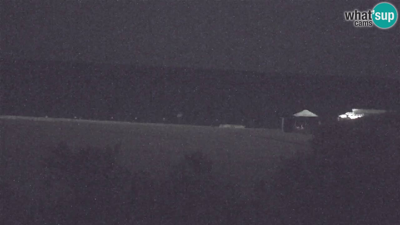 Spletna kamera Chia – Pogled v živo na plažo Su Giudeu