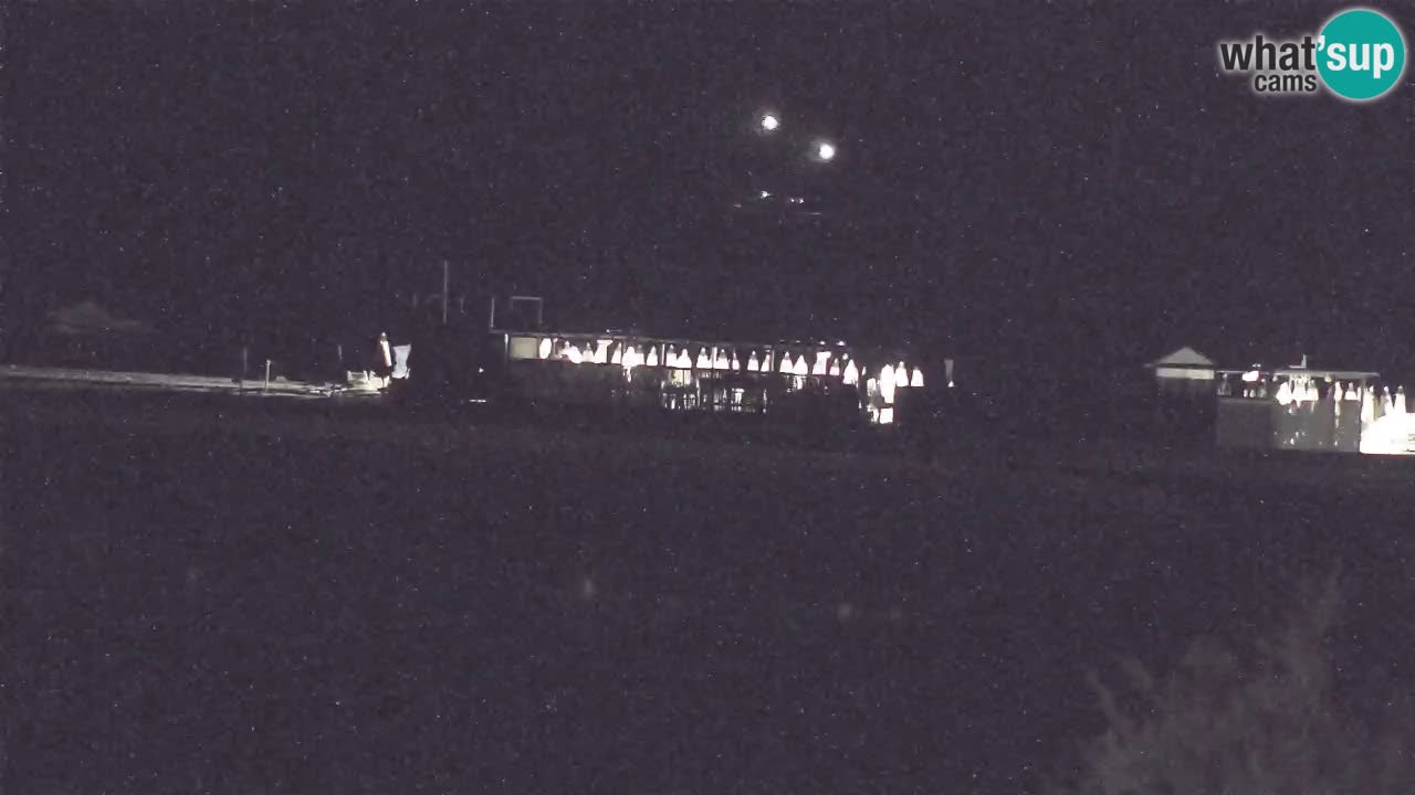 Spletna kamera Chia – Pogled v živo na plažo Su Giudeu