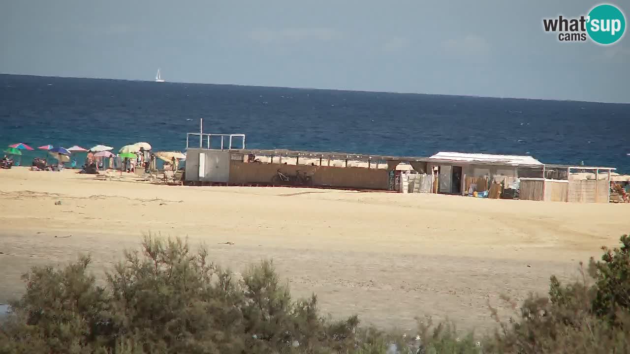 Spletna kamera Chia – Pogled v živo na plažo Su Giudeu