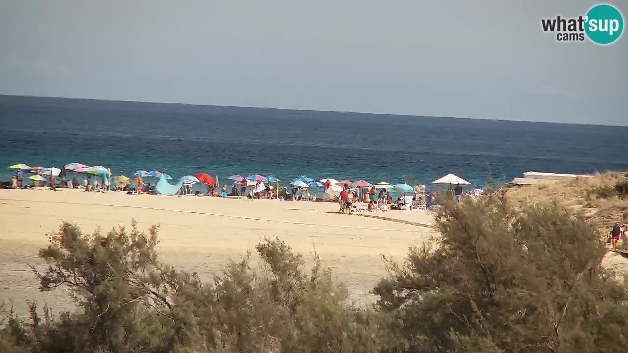 Spletna kamera Chia – Pogled v živo na plažo Su Giudeu