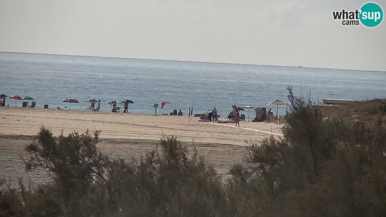 Spletna kamera Chia – Pogled v živo na plažo Su Giudeu