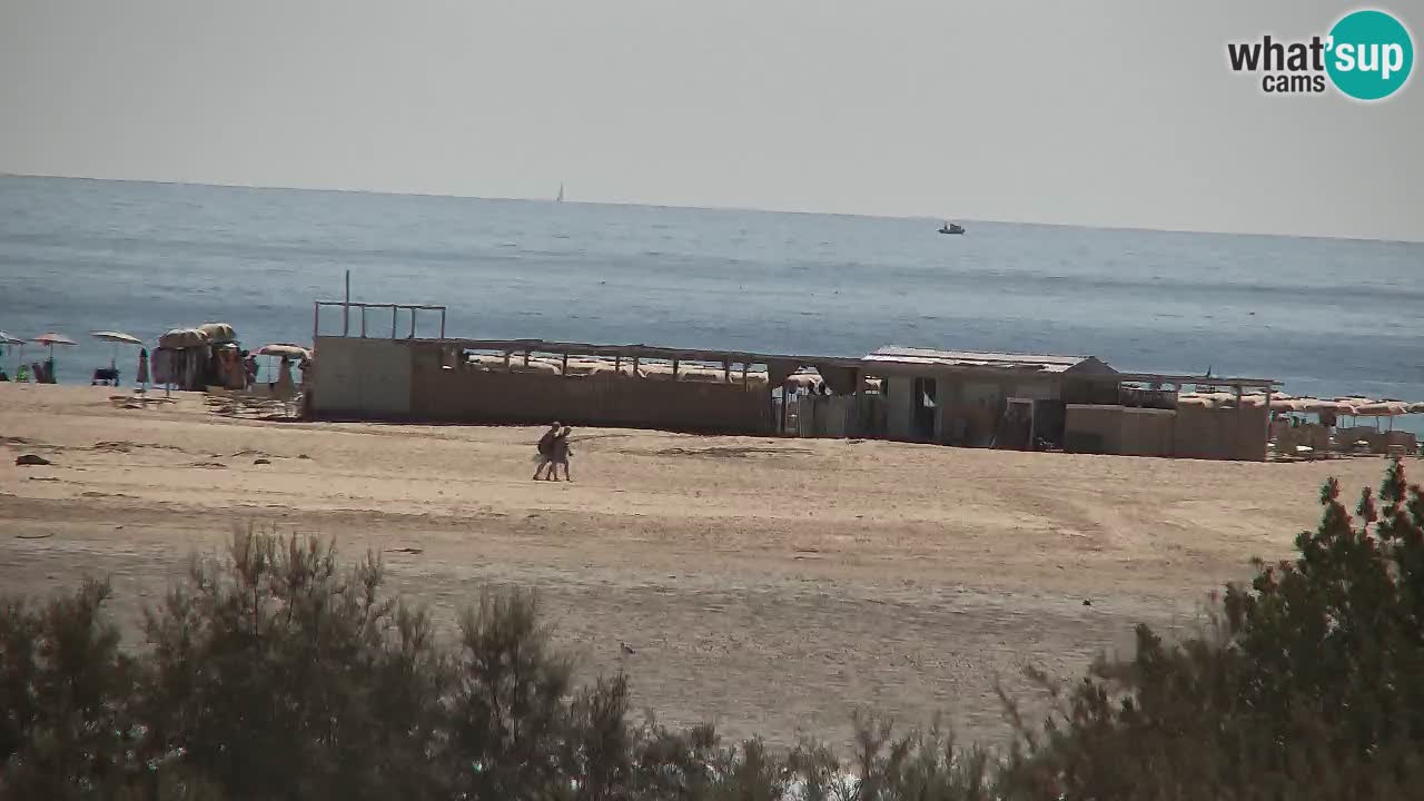 Spletna kamera Chia – Pogled v živo na plažo Su Giudeu