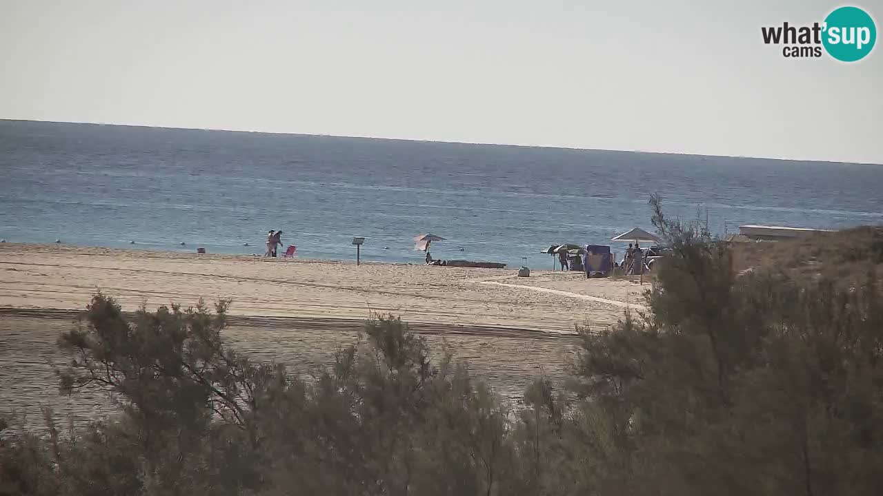 Spletna kamera Chia – Pogled v živo na plažo Su Giudeu