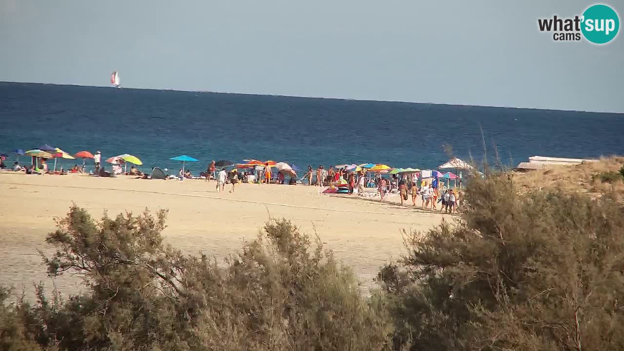 Spletna kamera Chia – Pogled v živo na plažo Su Giudeu