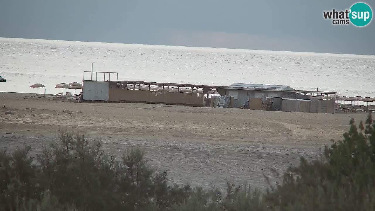 Spletna kamera Chia – Pogled v živo na plažo Su Giudeu