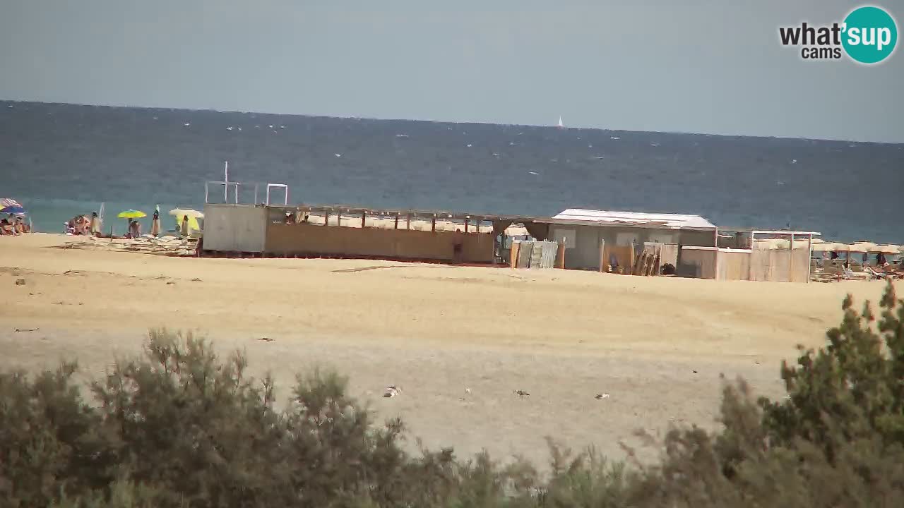 Spletna kamera Chia – Pogled v živo na plažo Su Giudeu