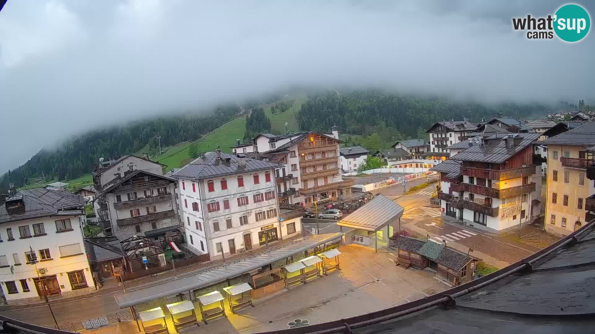 Hauptplatz von Forni di Sopra