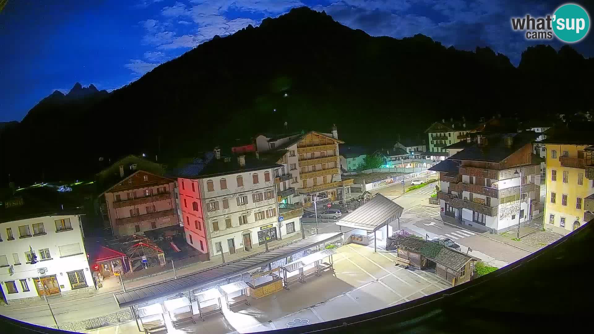 Hauptplatz von Forni di Sopra