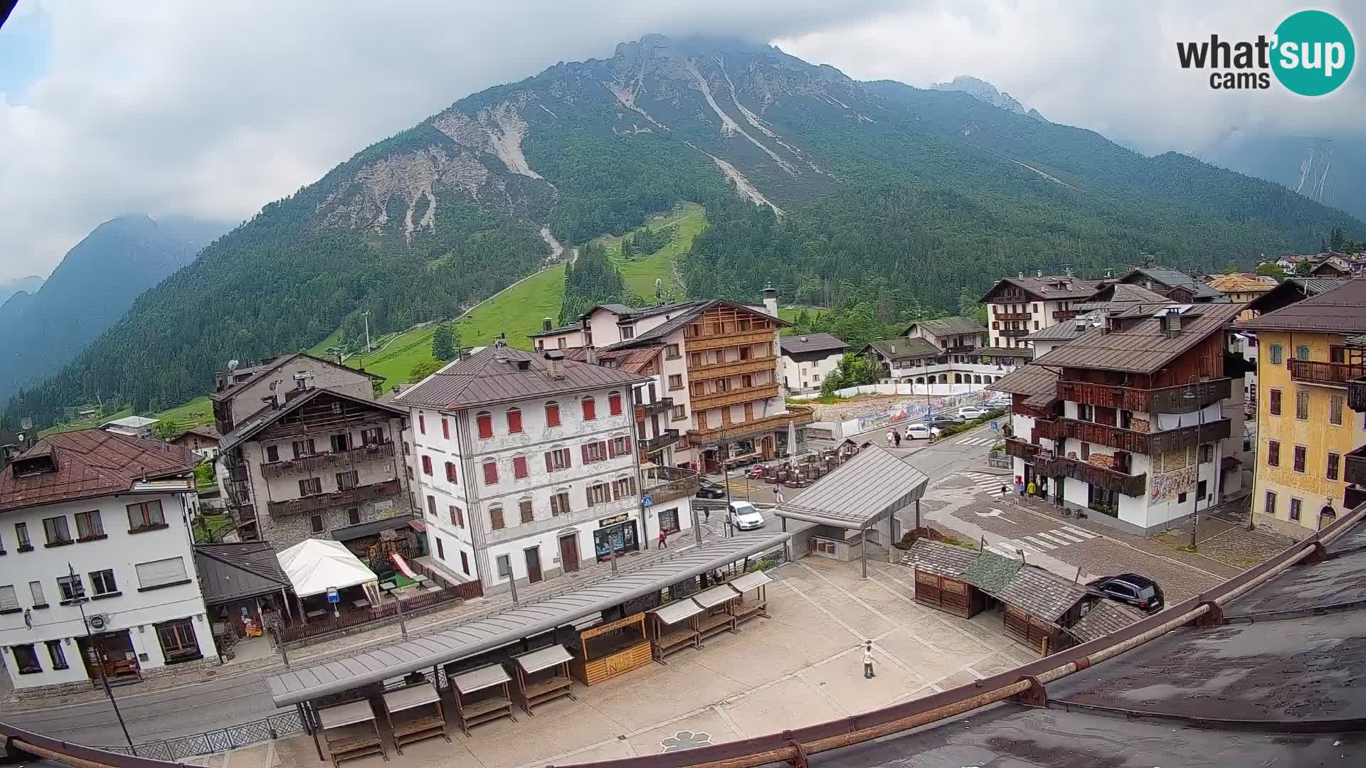 Hauptplatz von Forni di Sopra