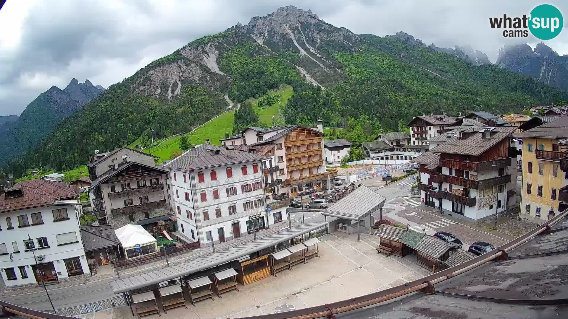 Hauptplatz von Forni di Sopra