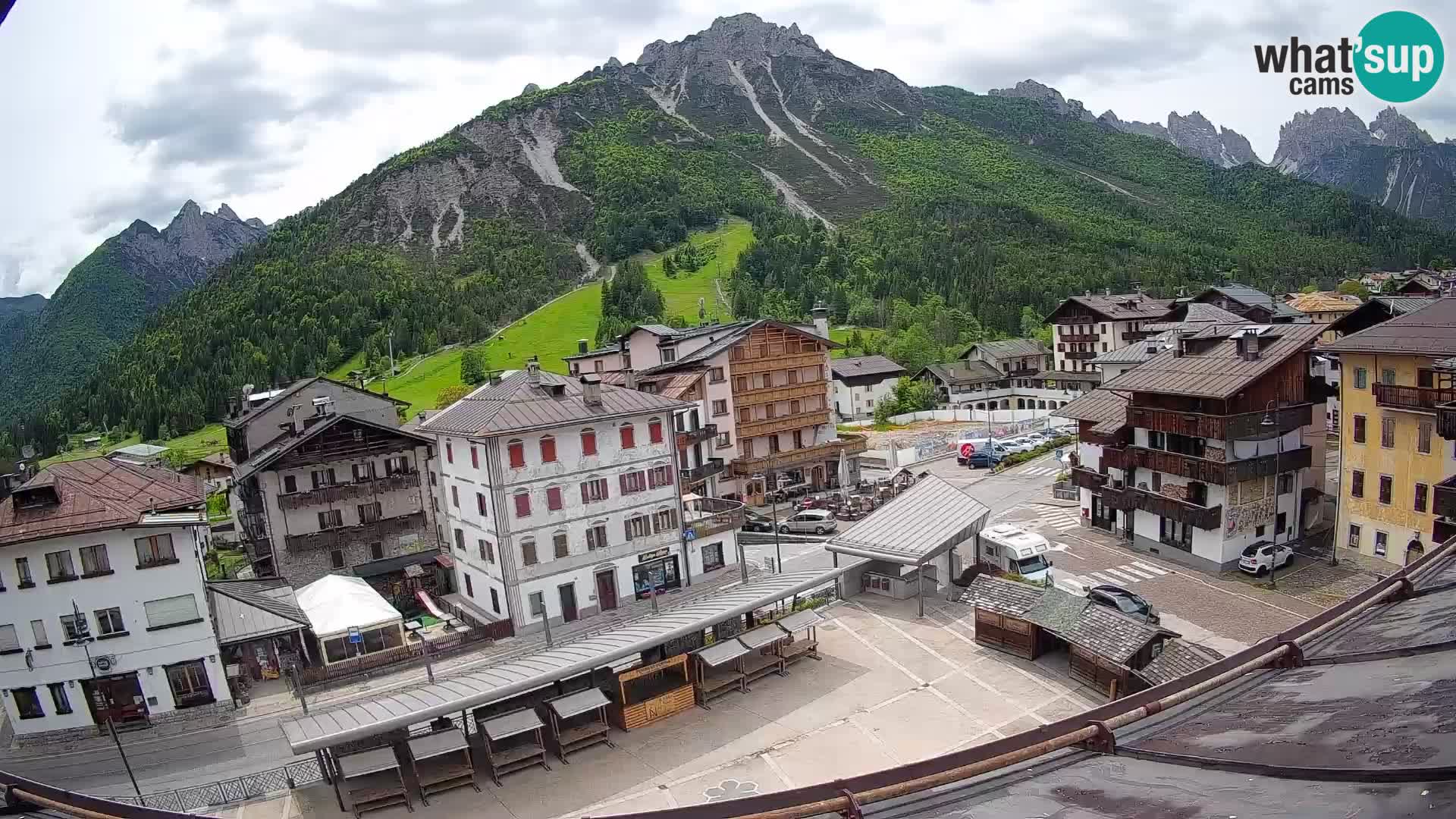Hauptplatz von Forni di Sopra
