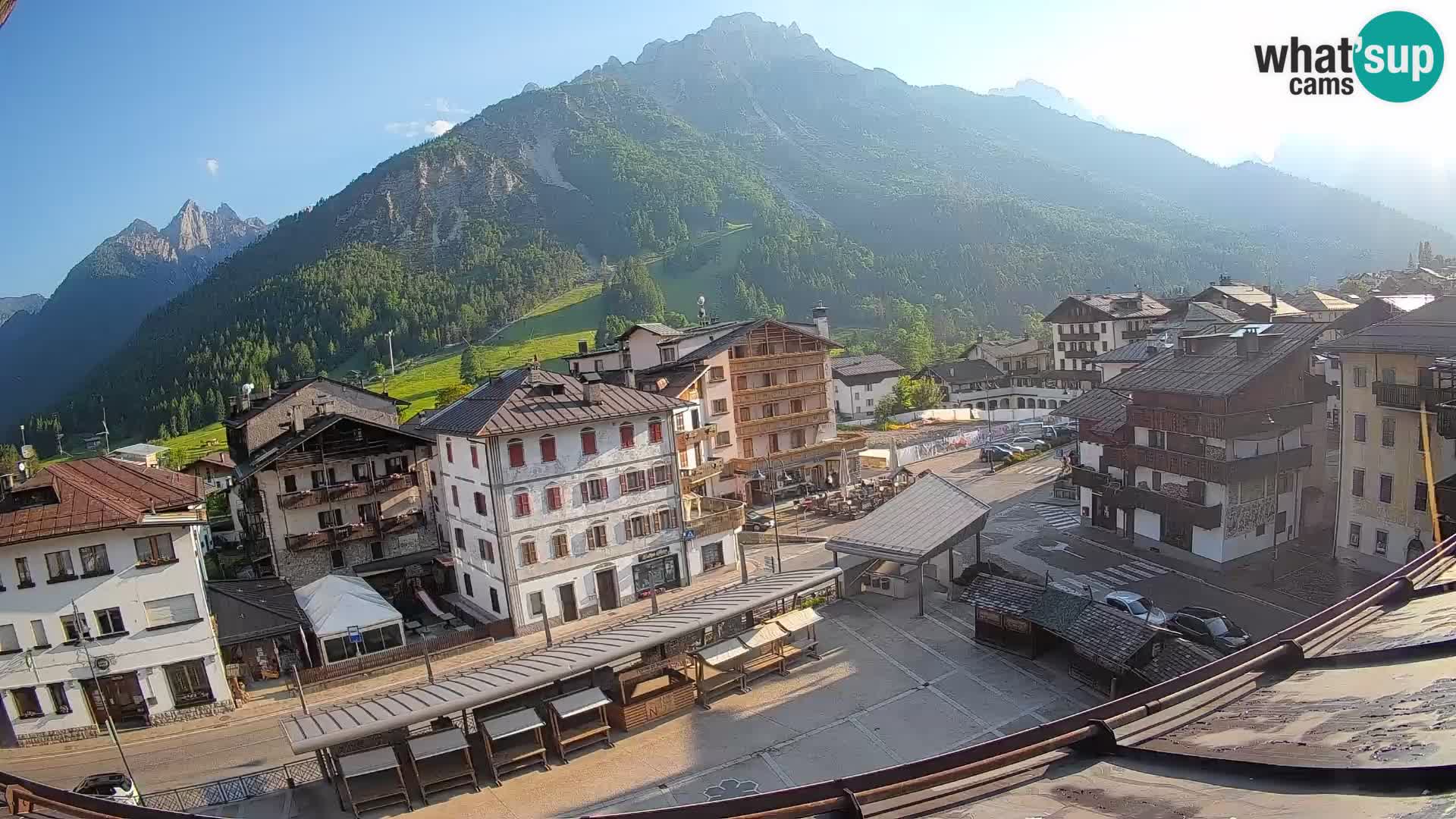 Plaza principal de Forni di Sopra
