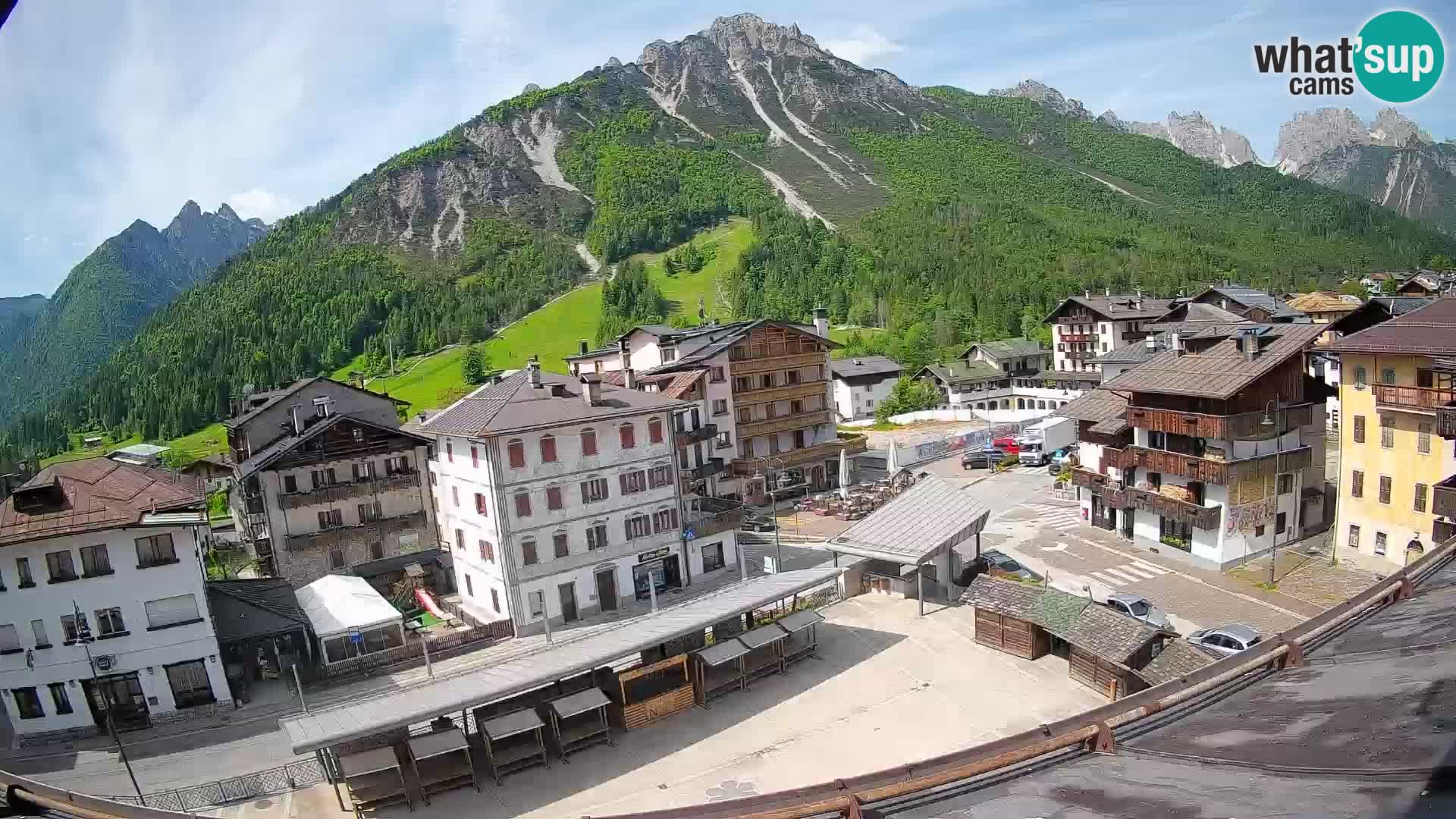 Hauptplatz von Forni di Sopra