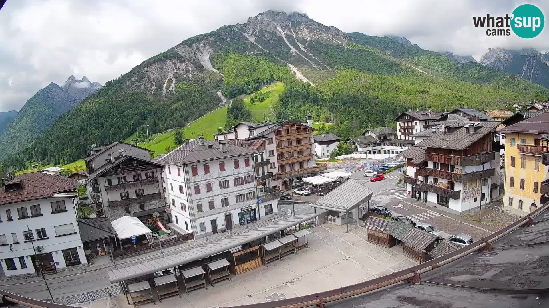 Hauptplatz von Forni di Sopra