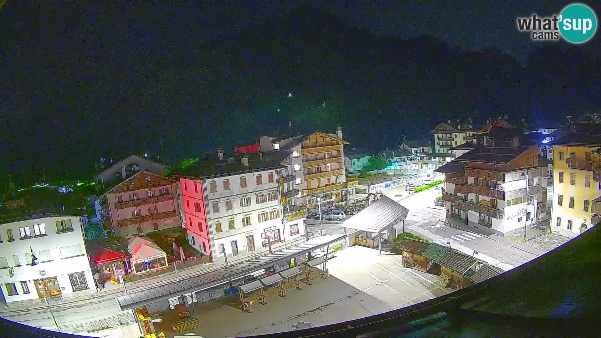 Hauptplatz von Forni di Sopra