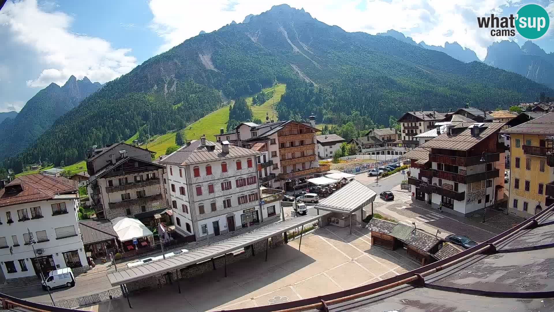 Hauptplatz von Forni di Sopra