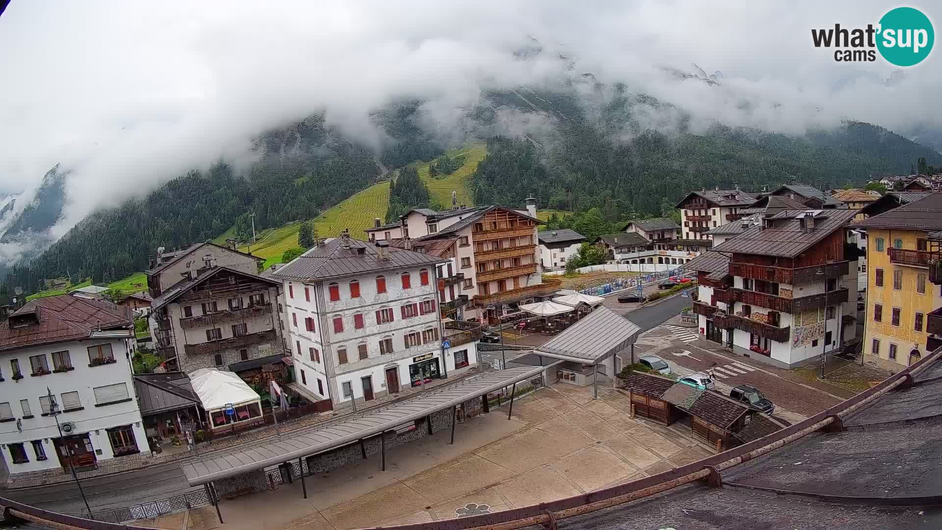 Hauptplatz von Forni di Sopra