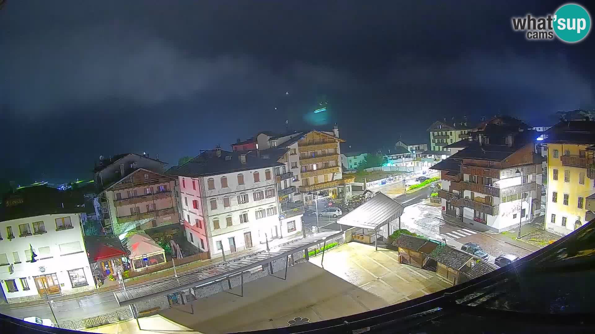 Hauptplatz von Forni di Sopra