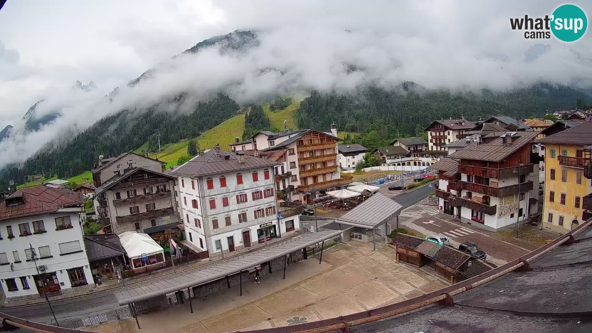 Hauptplatz von Forni di Sopra