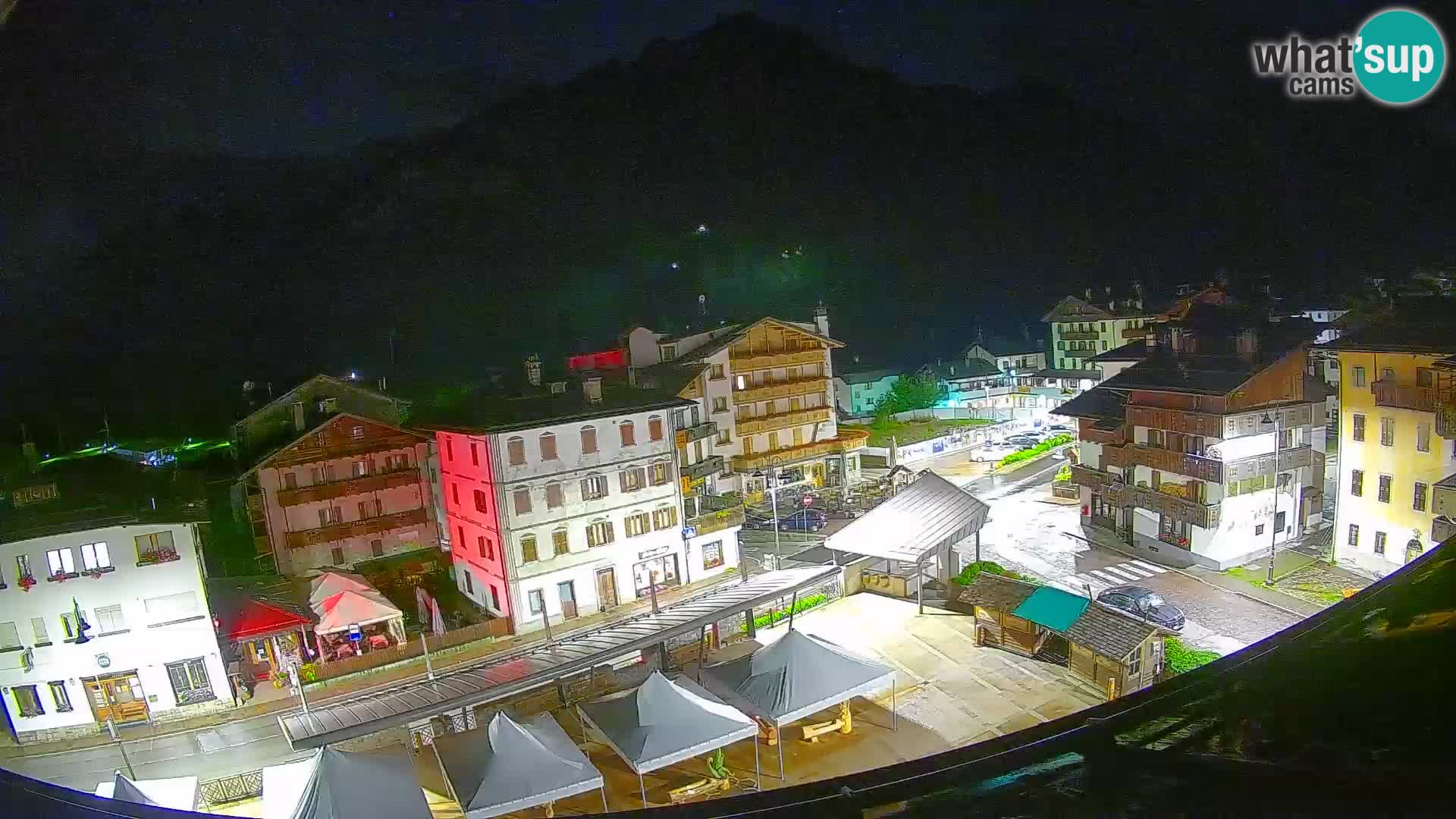 Hauptplatz von Forni di Sopra