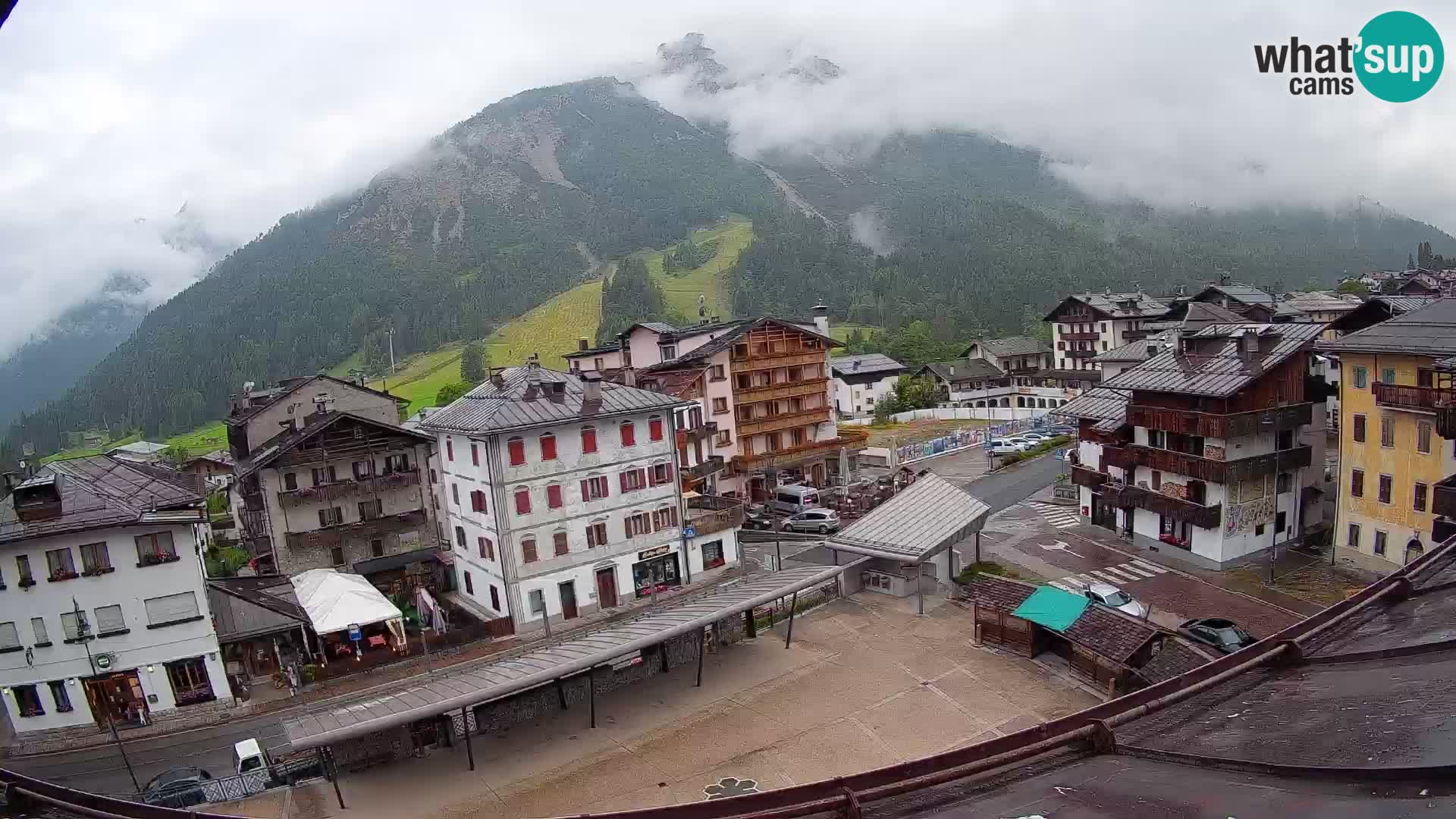 Hauptplatz von Forni di Sopra