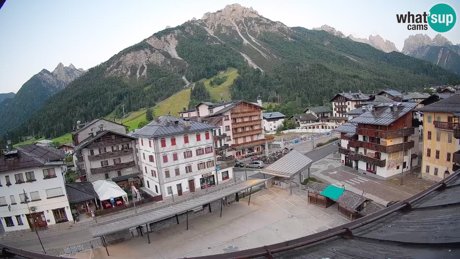 Hauptplatz von Forni di Sopra