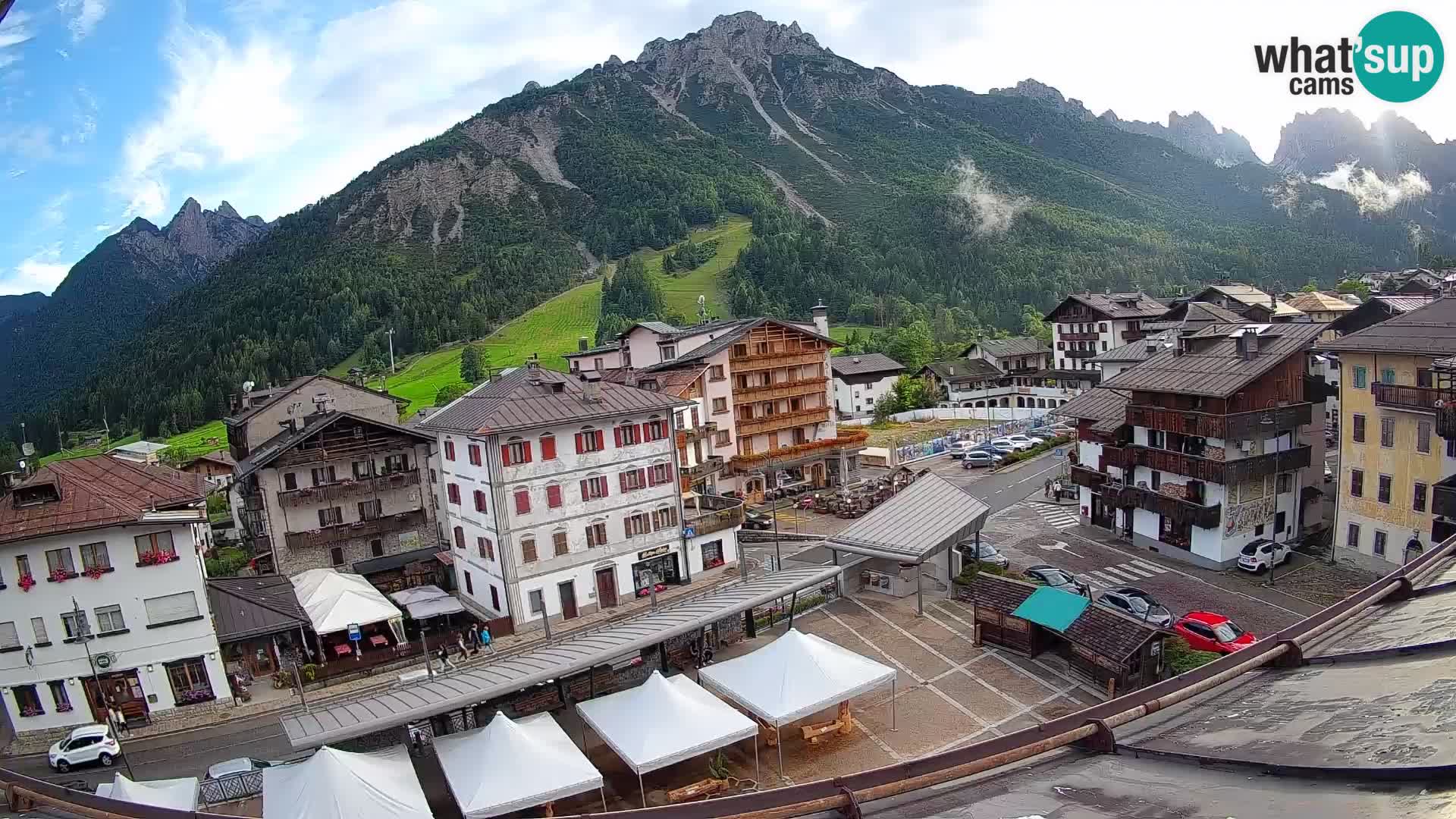 Hauptplatz von Forni di Sopra