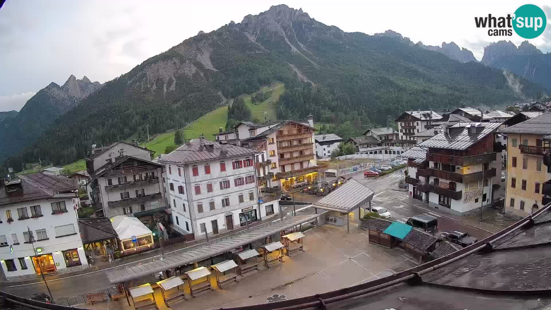Hauptplatz von Forni di Sopra