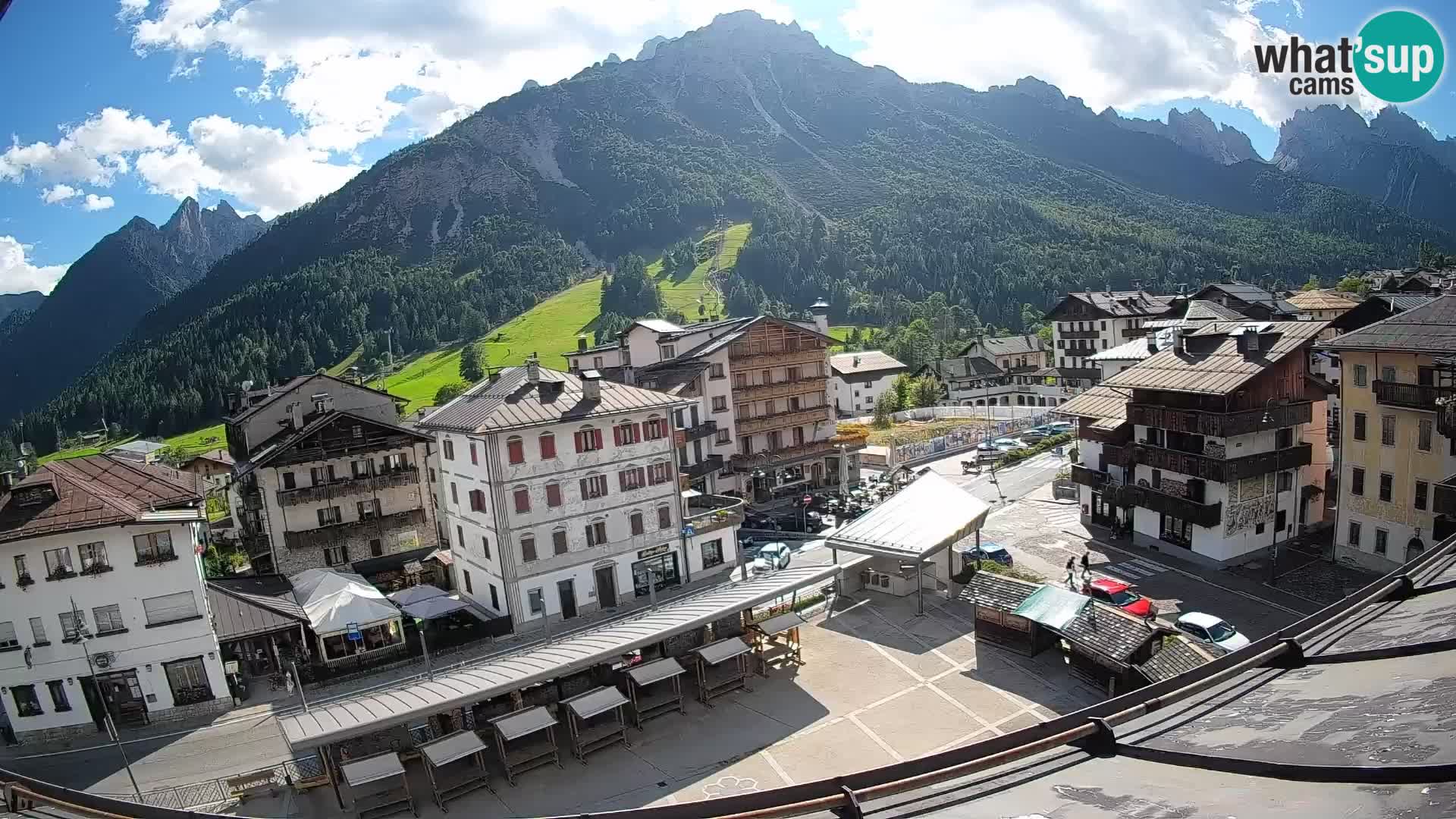 Hauptplatz von Forni di Sopra