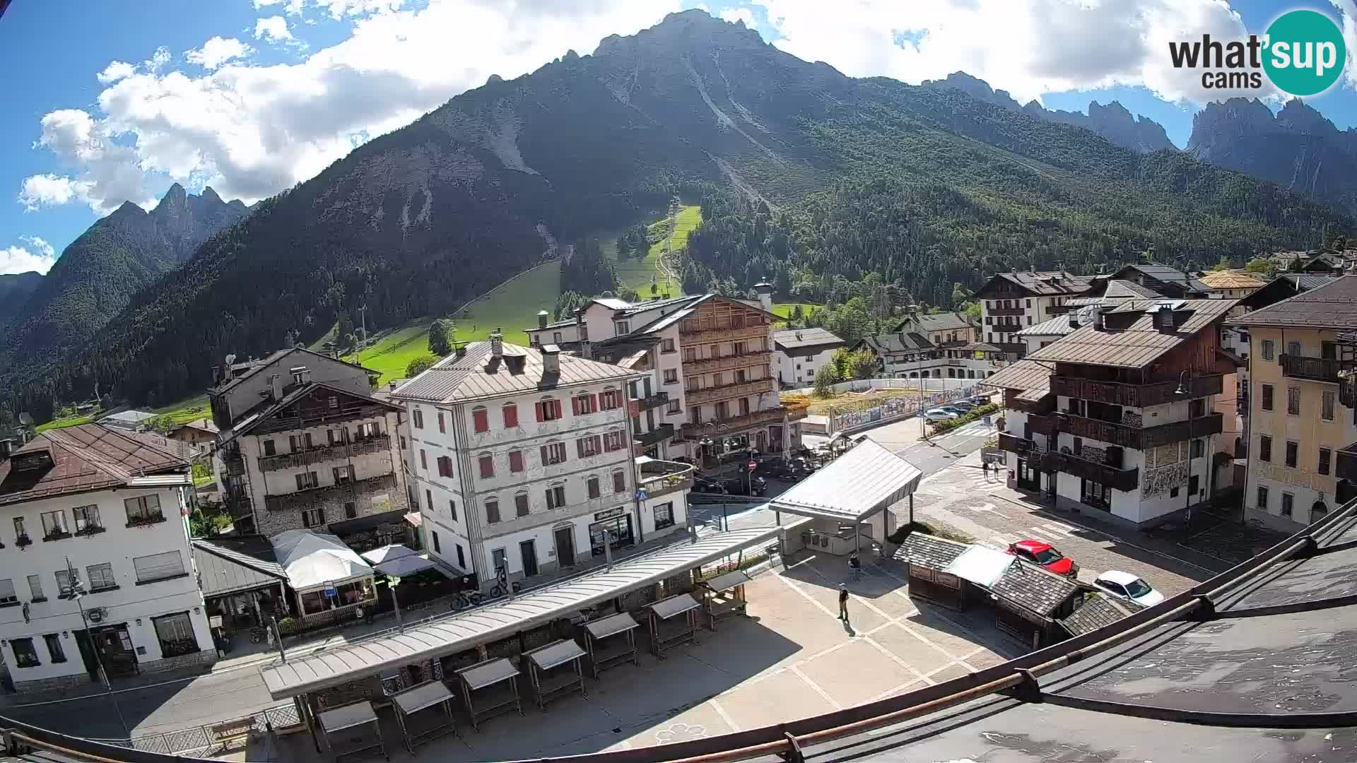Hauptplatz von Forni di Sopra