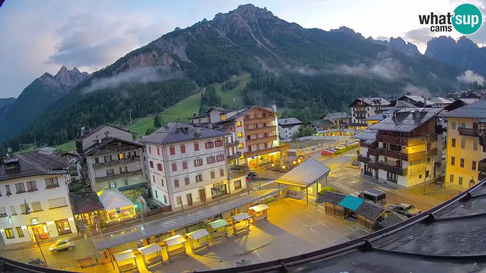 Hauptplatz von Forni di Sopra