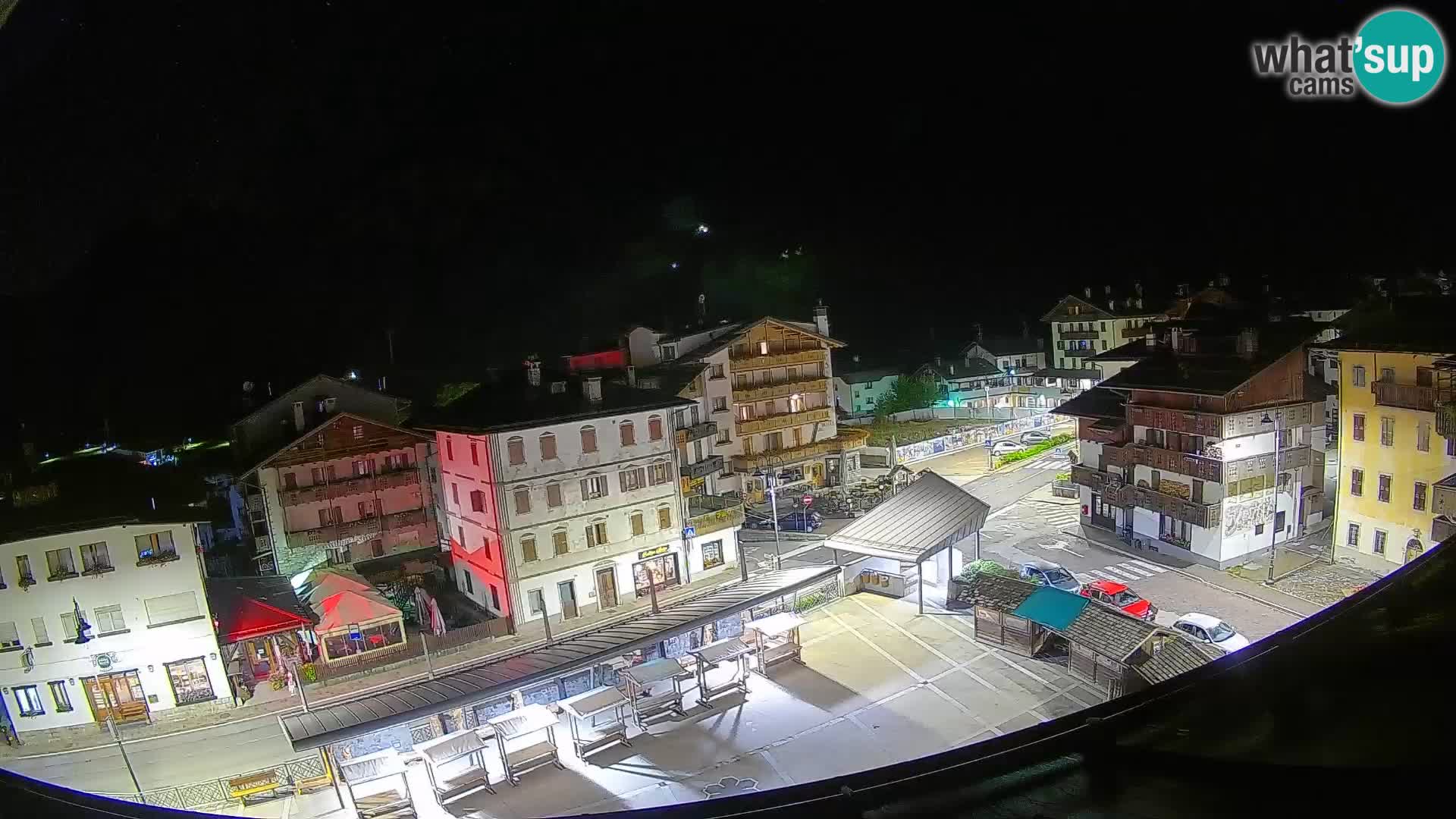 Hauptplatz von Forni di Sopra