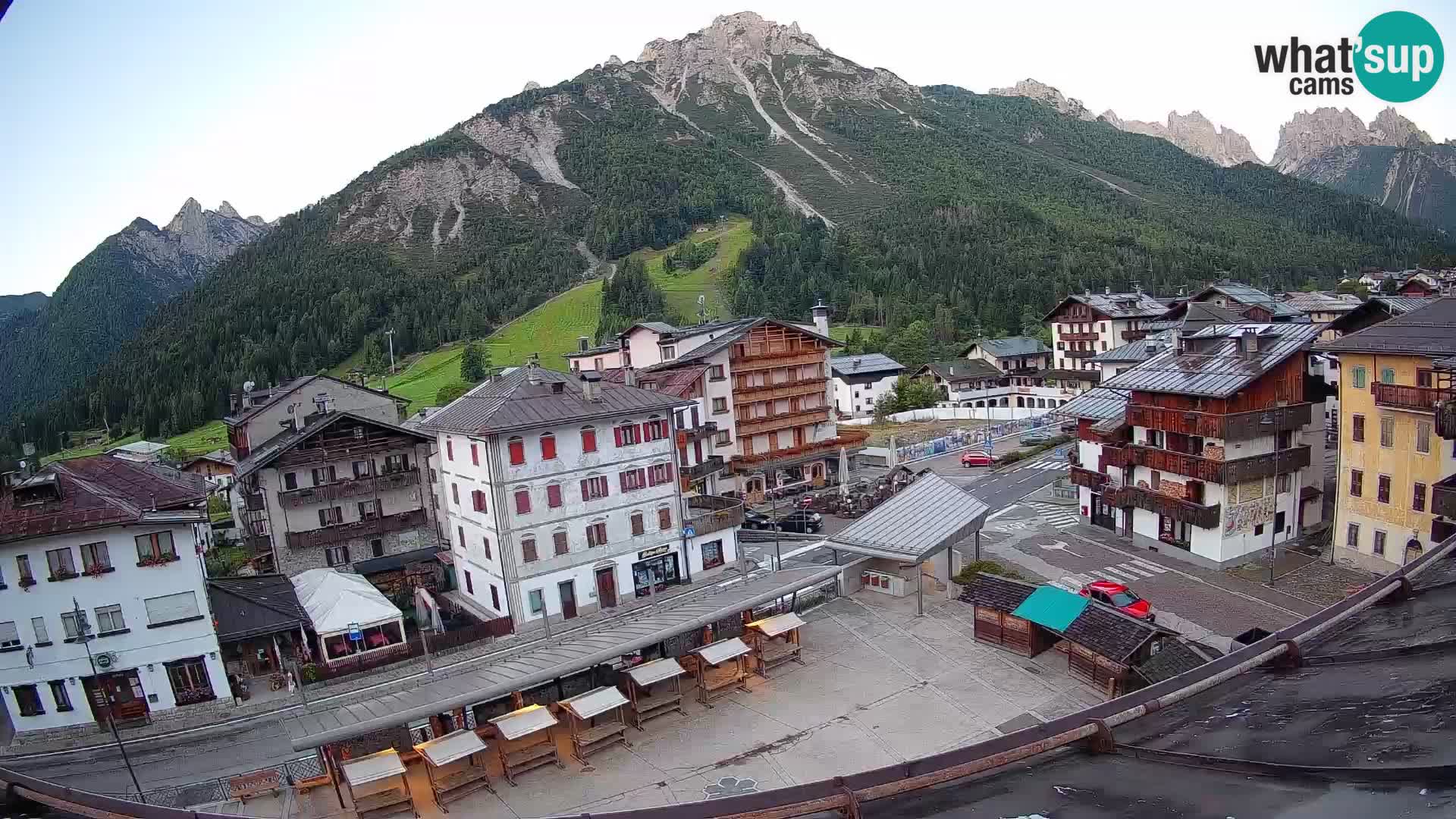 Hauptplatz von Forni di Sopra