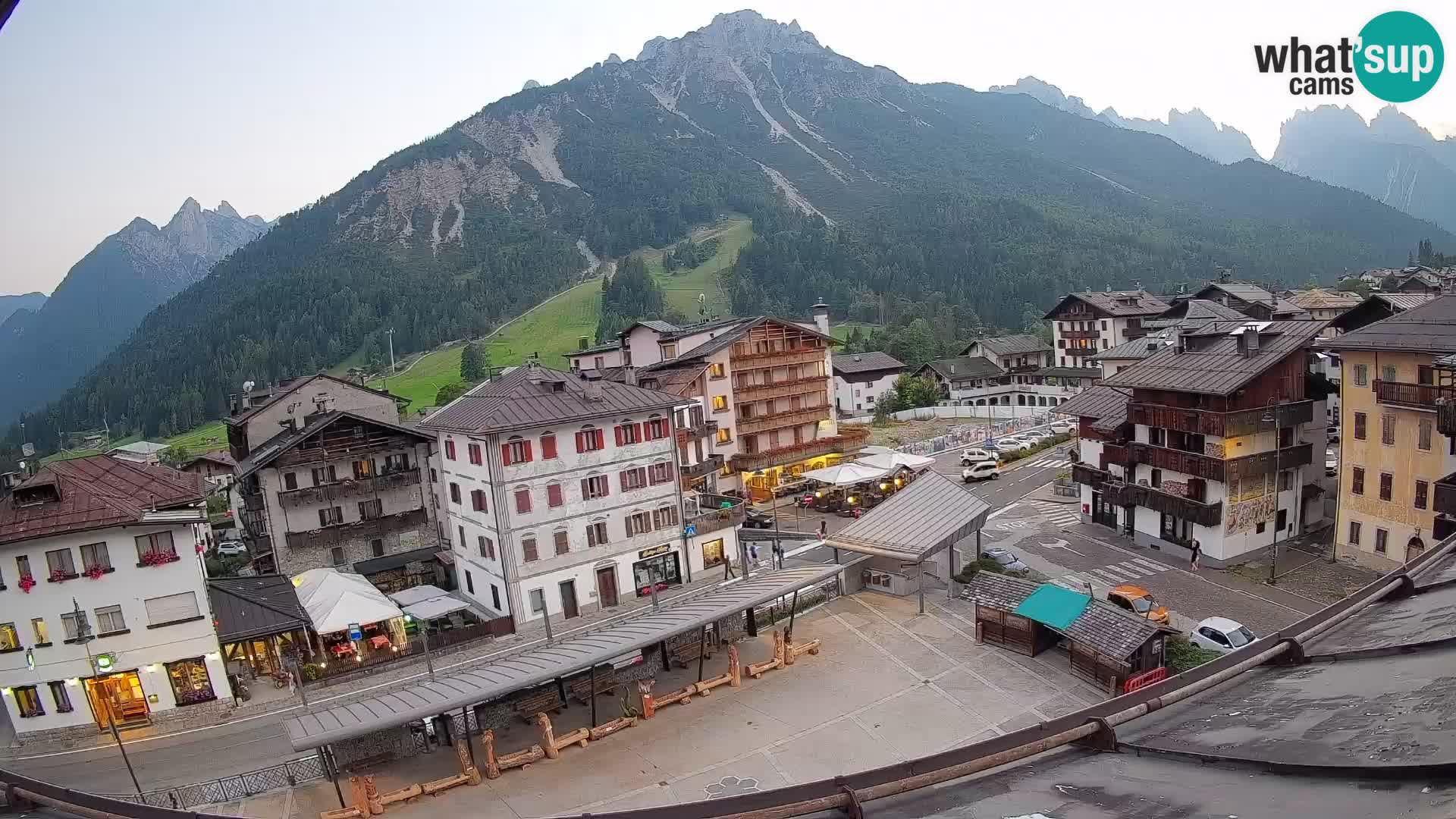 Hauptplatz von Forni di Sopra