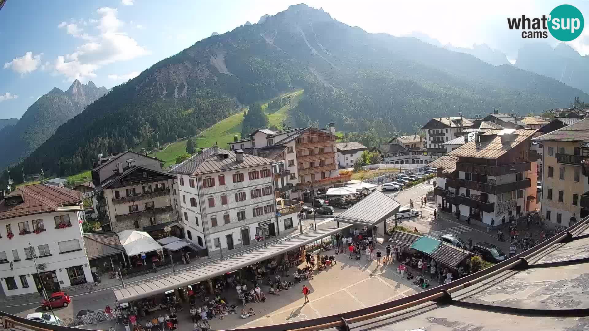 Hauptplatz von Forni di Sopra