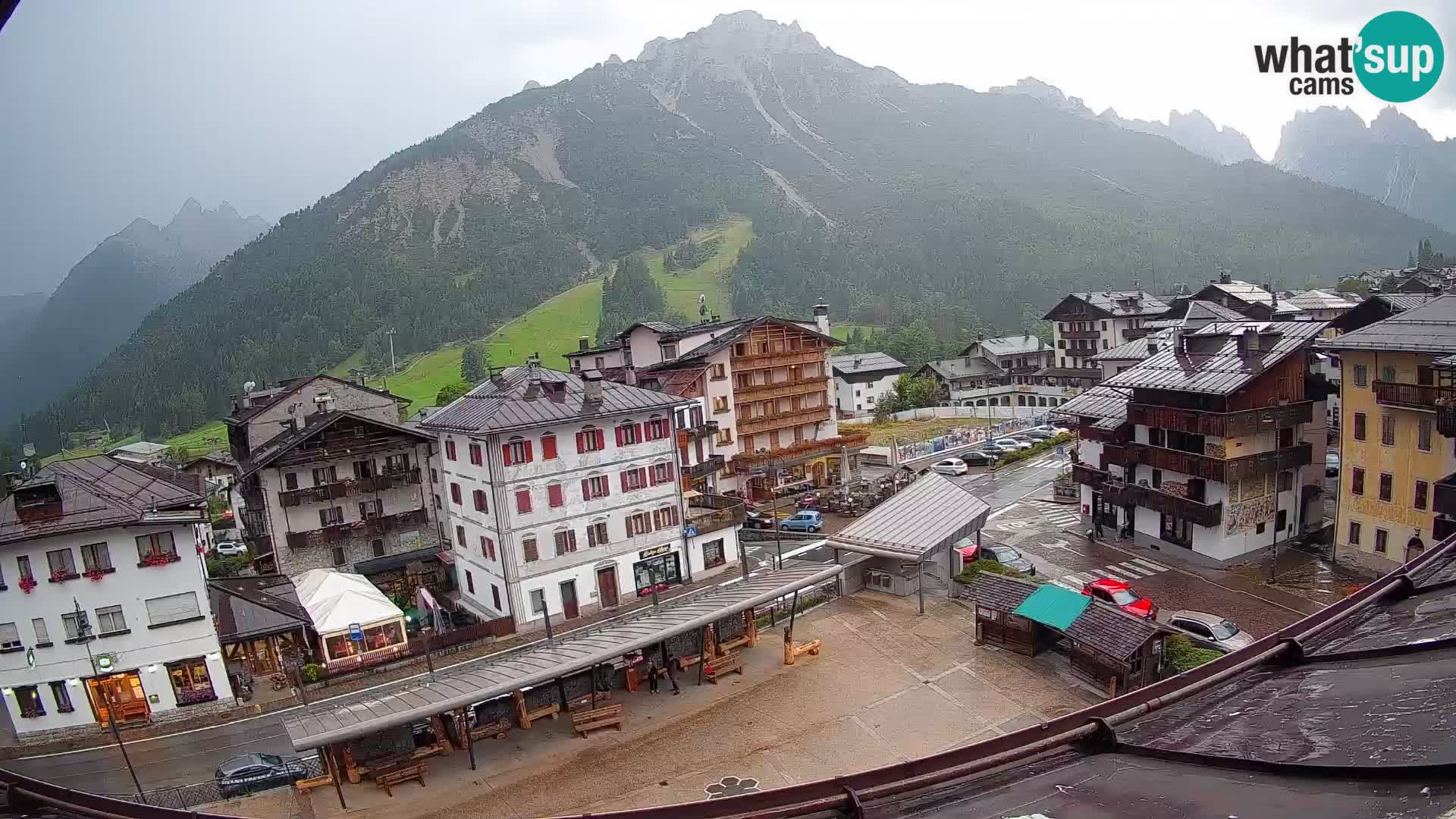 Hauptplatz von Forni di Sopra