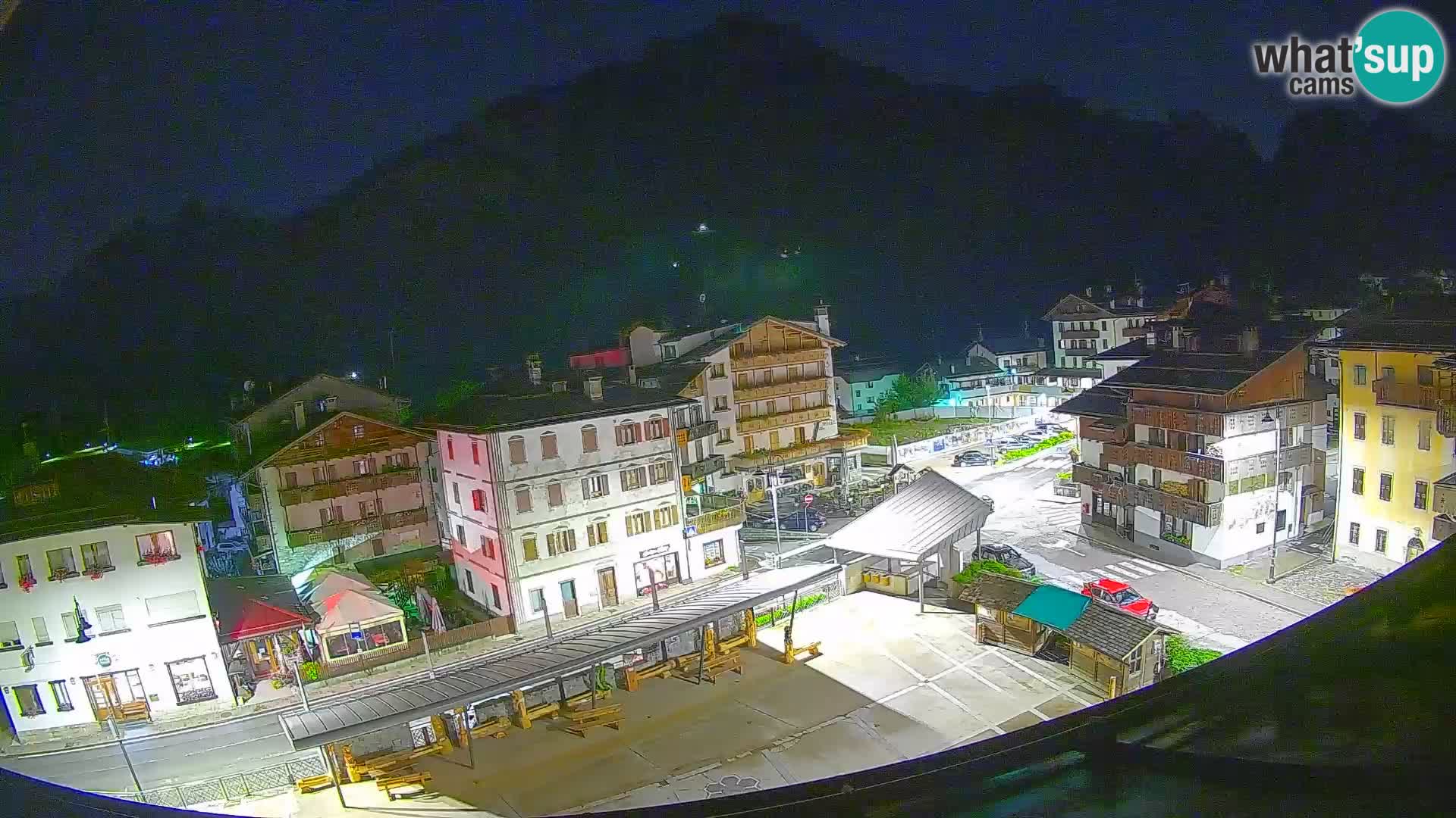 Hauptplatz von Forni di Sopra