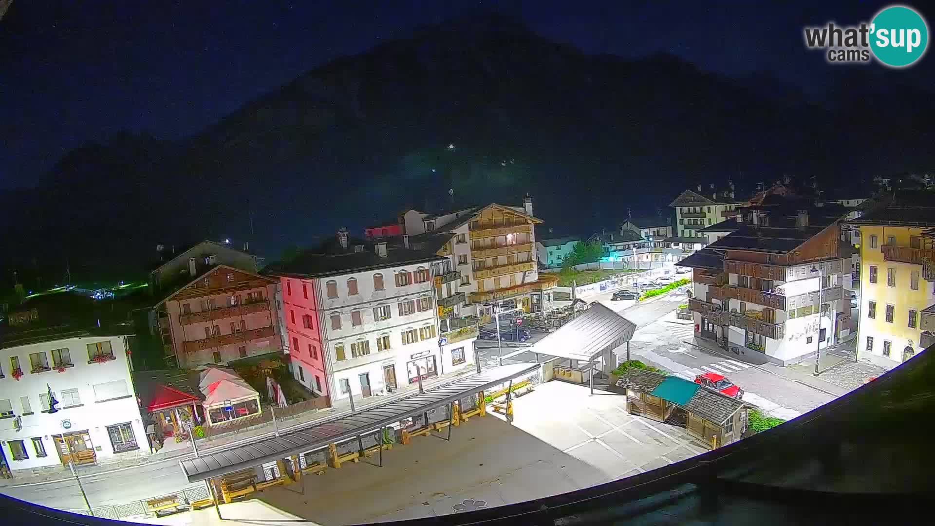 Hauptplatz von Forni di Sopra