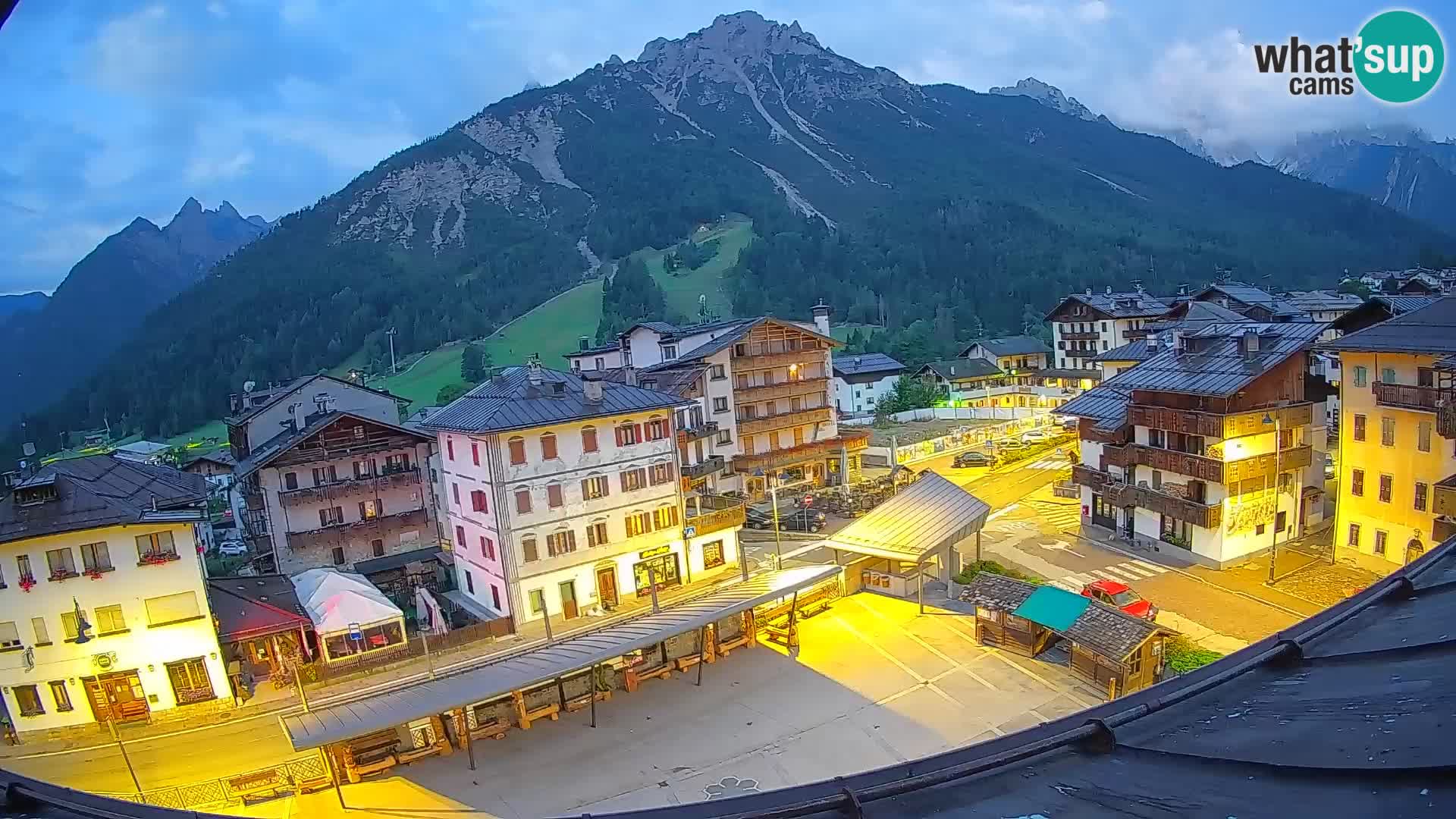 Hauptplatz von Forni di Sopra