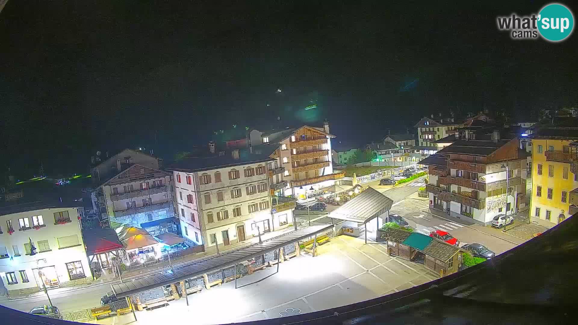 Hauptplatz von Forni di Sopra