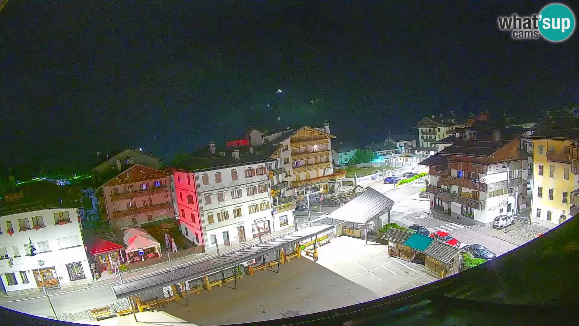 Piazza centrale di Forni di Sopra