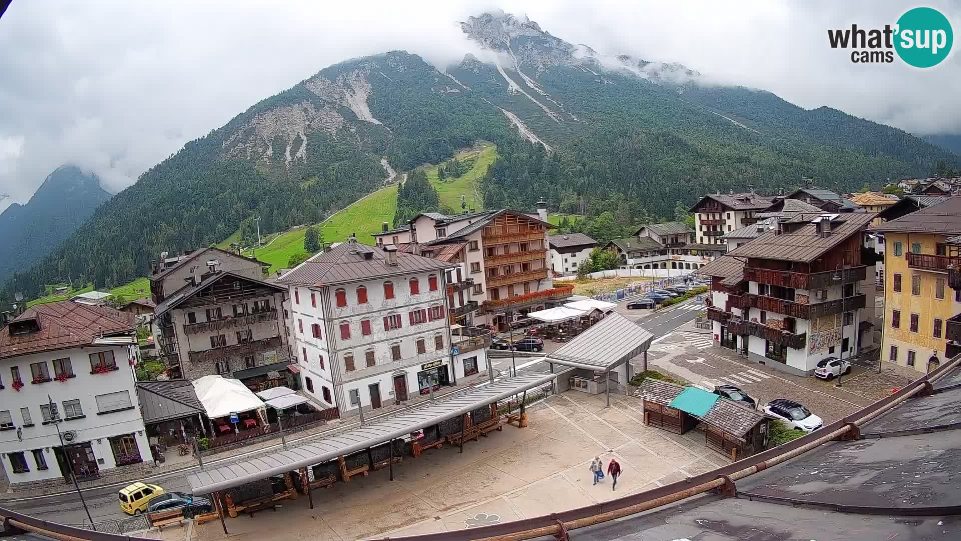 Hauptplatz von Forni di Sopra