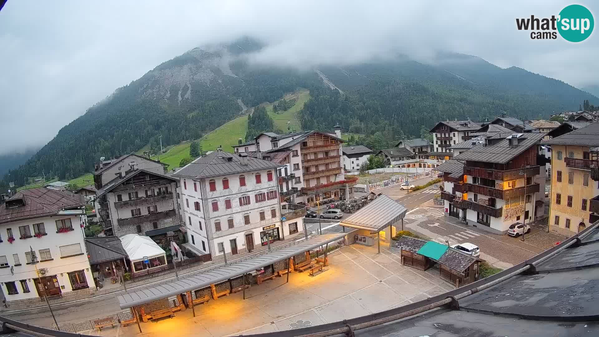 Hauptplatz von Forni di Sopra