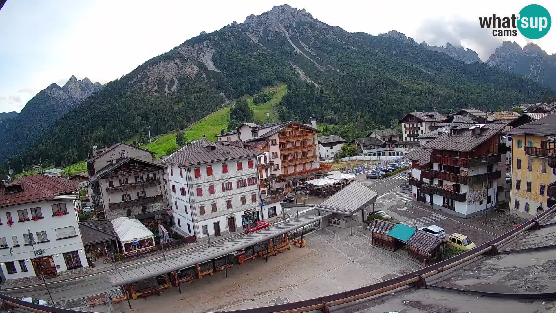Hauptplatz von Forni di Sopra