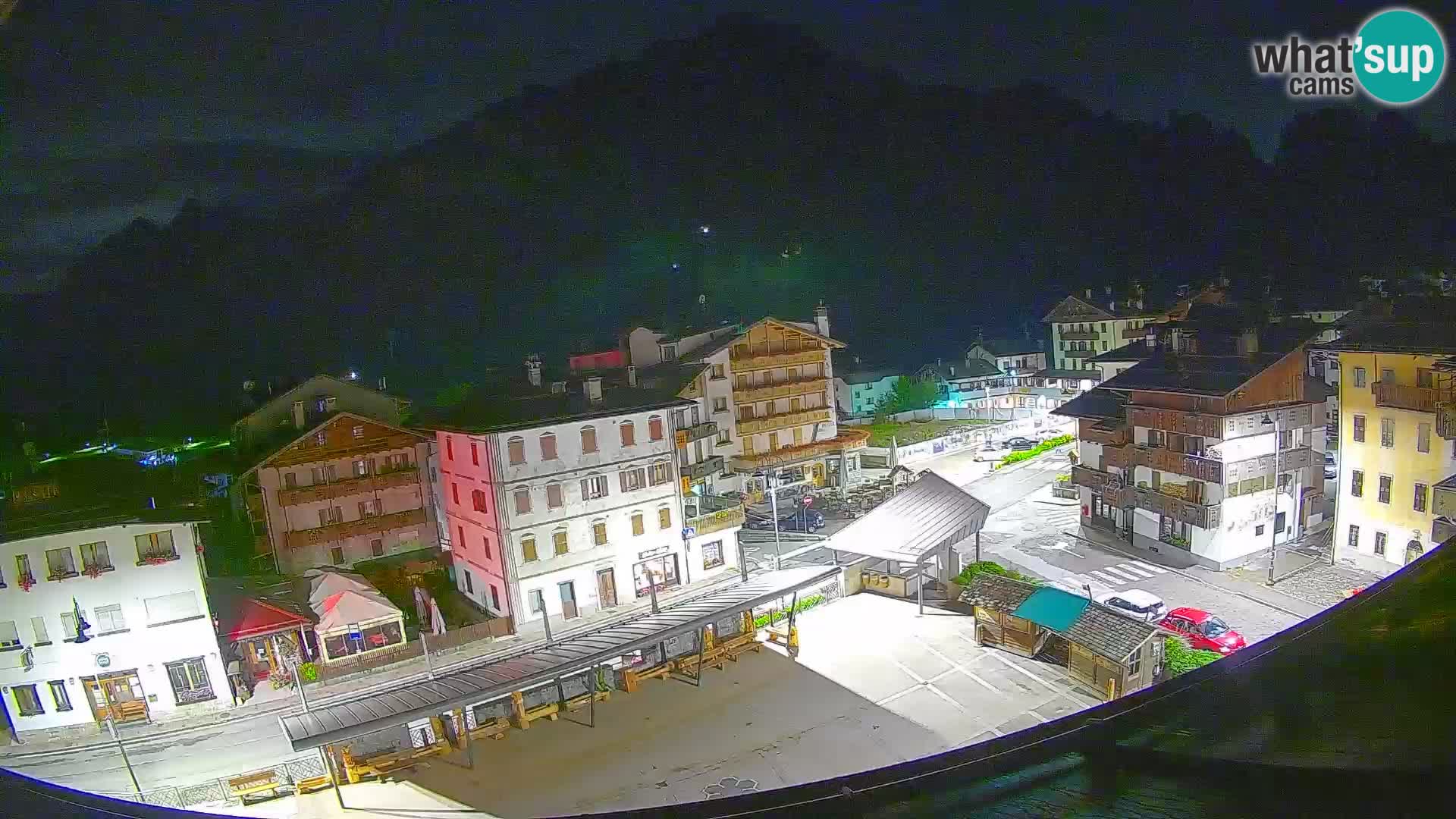 Hauptplatz von Forni di Sopra